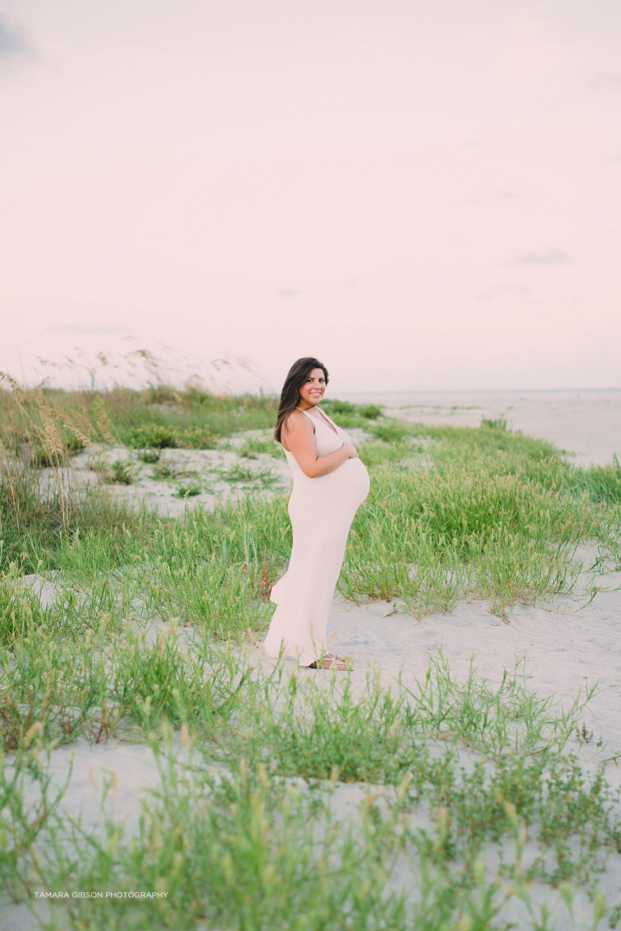 St-Simons-IslandSt. Simons Island Maternity Photographer | Beach Maternity Session | tamara-gibson.com