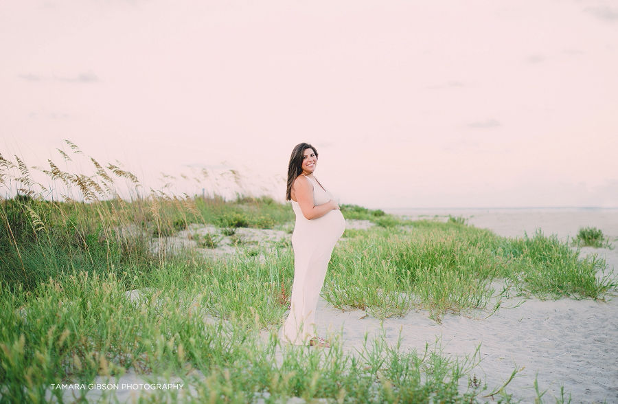 St-Simons-IslandSt. Simons Island Maternity Photographer | Beach Maternity Session | tamara-gibson.com