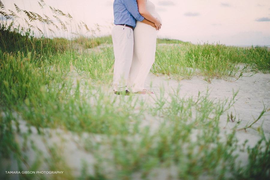 St-Simons-IslandSt. Simons Island Maternity Photographer | Beach Maternity Session | tamara-gibson.com