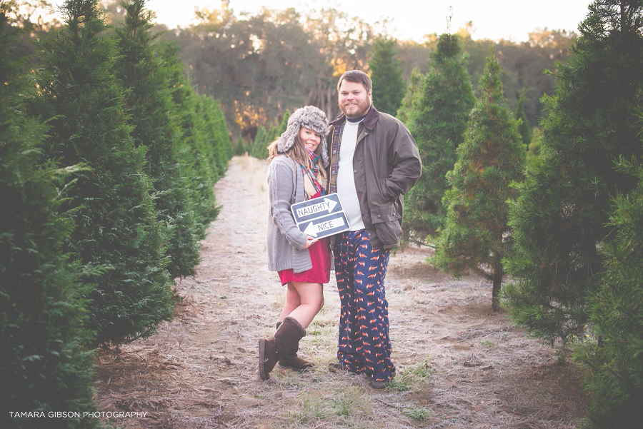 Christmas Tree Farm Portrait Session by Tamara Gibson | https://tamara-gibson.com/