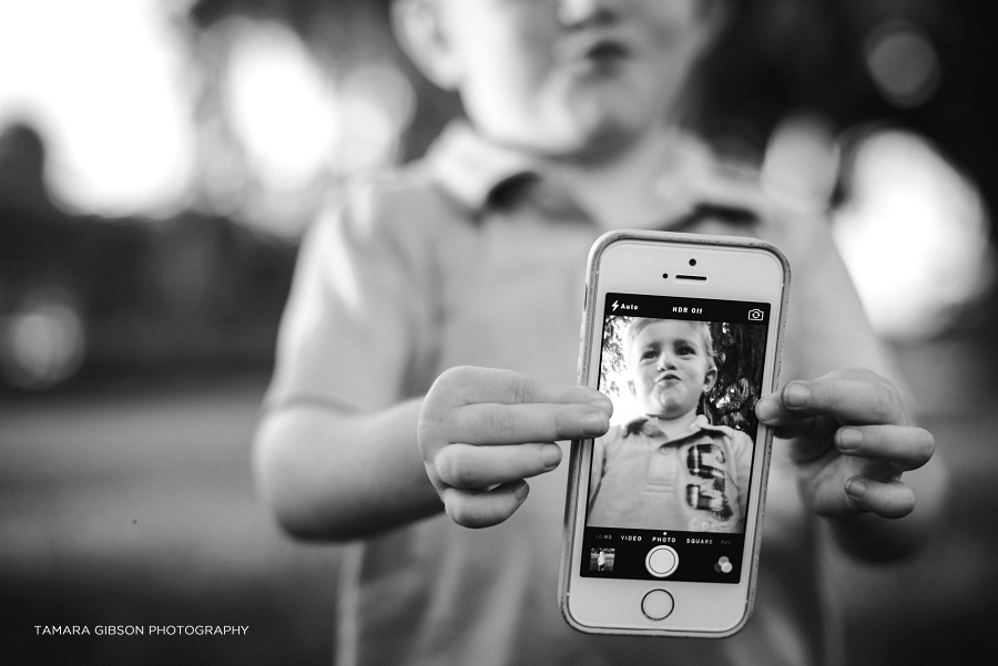 Avenue of the Oaks Family Photo Session by tamara-gibson.com