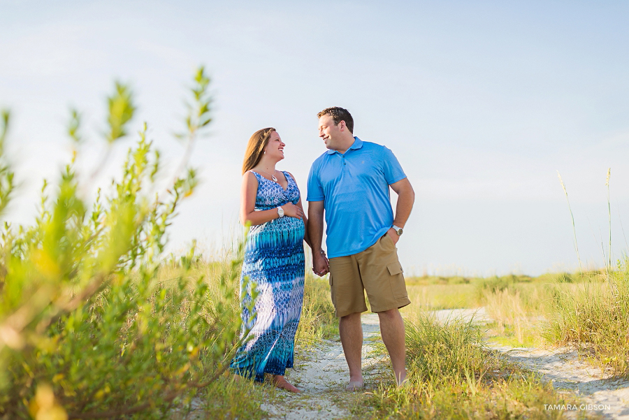 Hilton Head SC Beach Maternity Photo Session by www.tamara-gibson.com