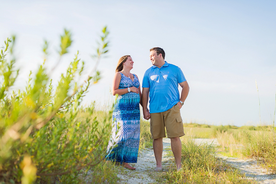 Hilton Head SC Beach Maternity Photo Session by www.tamara-gibson.com