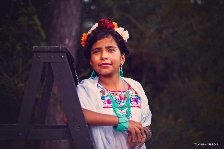 Frida Kahlo Inspired Photo shoot | Tamara Gibson Photography