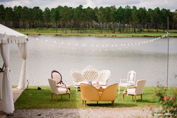 Beaver Creek Plantation Wedding by Tamara Gibson Photography | https://tamara-gibson.com/