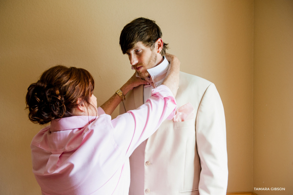 Beaver Creek Plantation Wedding by Tamara Gibson Photography | https://tamara-gibson.com/