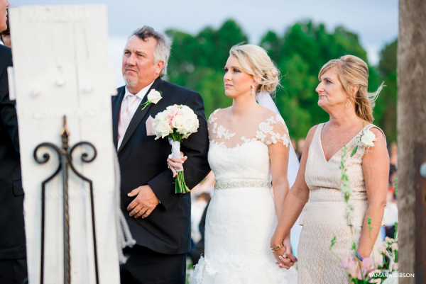 Beaver Creek Plantation Wedding Metter GA by Tamara Gibson Photography | https://tamara-gibson.com/