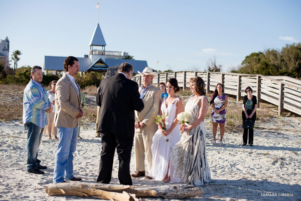 Saint Simons Island Beach Elopement by www.tamara-gibson.com