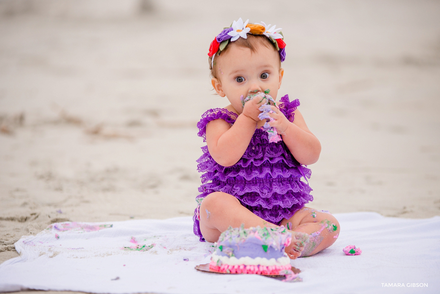 1st Birthday Cake Smash Session by Tmara Gibson Photography | by www.tamara-gibson.com