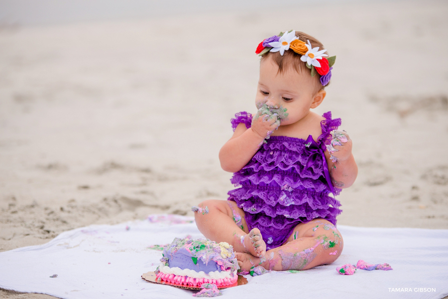 1st Birthday Cake Smash Session by Tmara Gibson Photography | by www.tamara-gibson.com