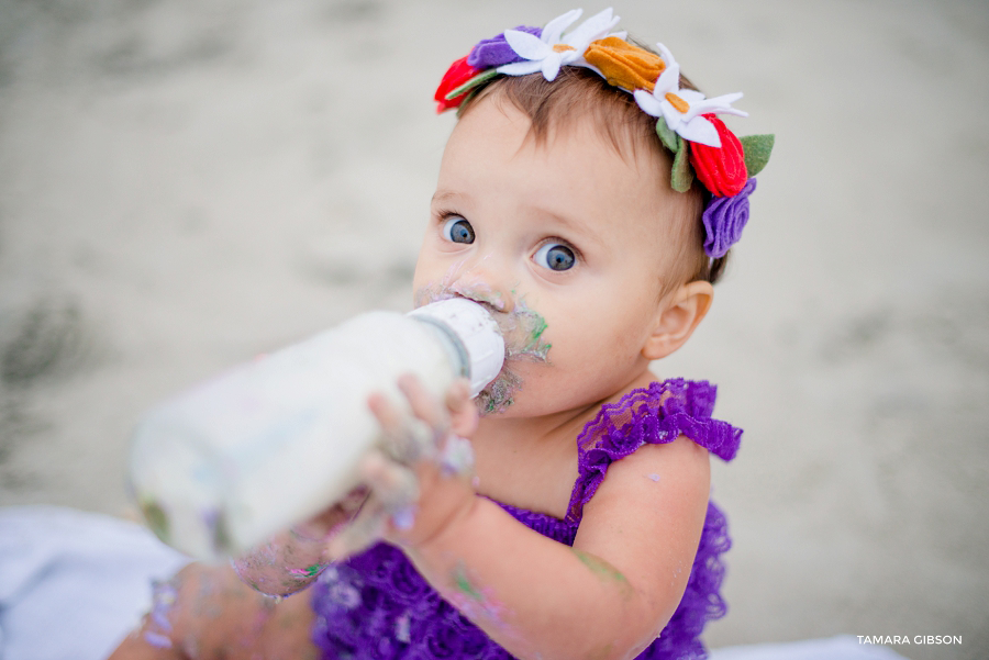 1st Birthday Cake Smash Session by Tmara Gibson Photography | by www.tamara-gibson.com