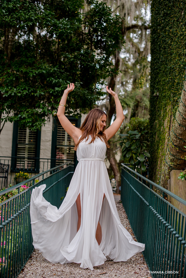 Village Inn & Pub Engagement Session by www.tamara-gibson.com | St. Simons Island Engagement Session | Creative Engagement Session