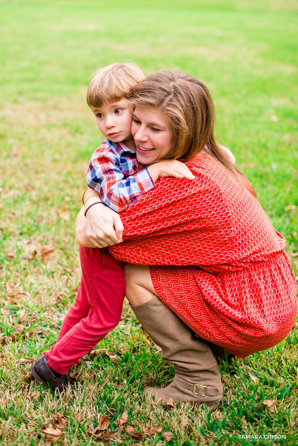 Candid Family Photos by Tamara Gibson Photography | St. Simons Island GA | www.tamara-gibson.com