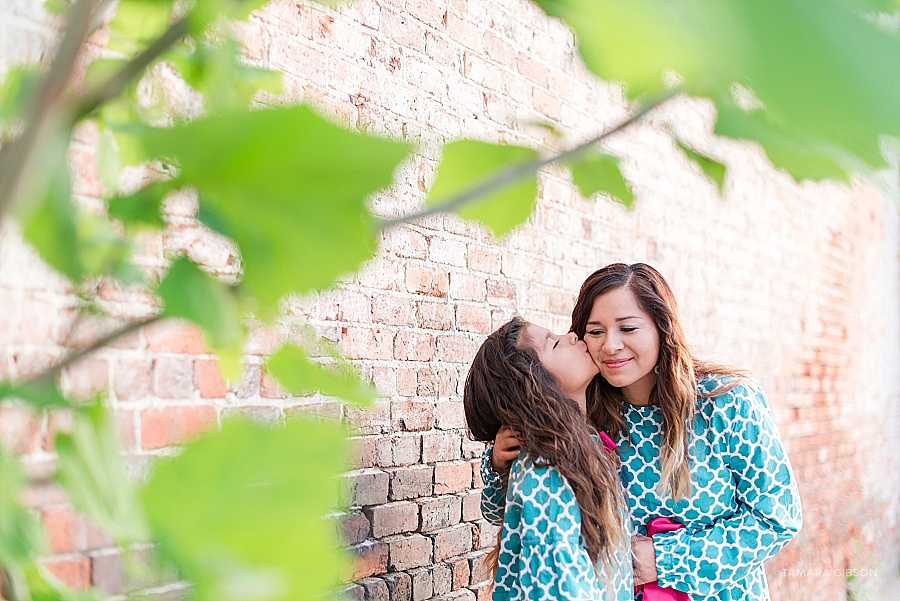 Mother and Daughter Photo Session by Tamara Gibson | Mother and Daughter Portrait Session | www.tamara-gibson.com