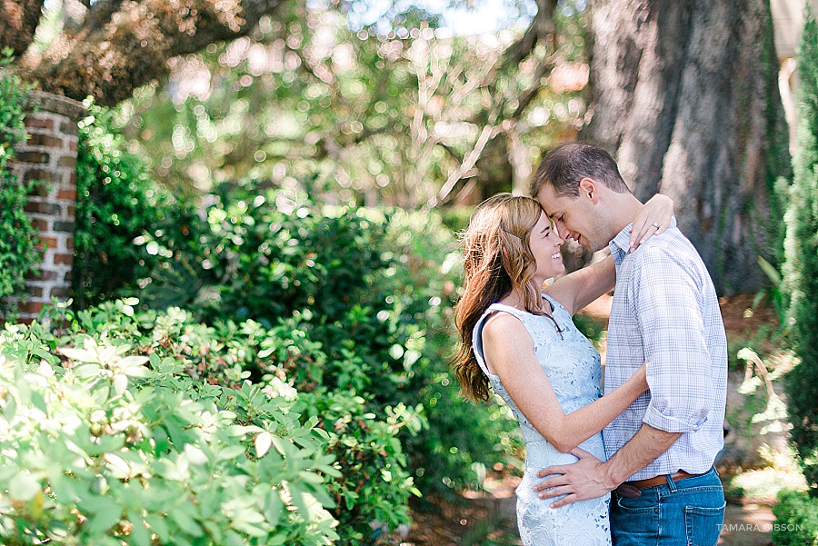 Cummer Museum Engagement Session in Jacksonville FL by Tamara Gibson Photography | www.tamara-gibson.com