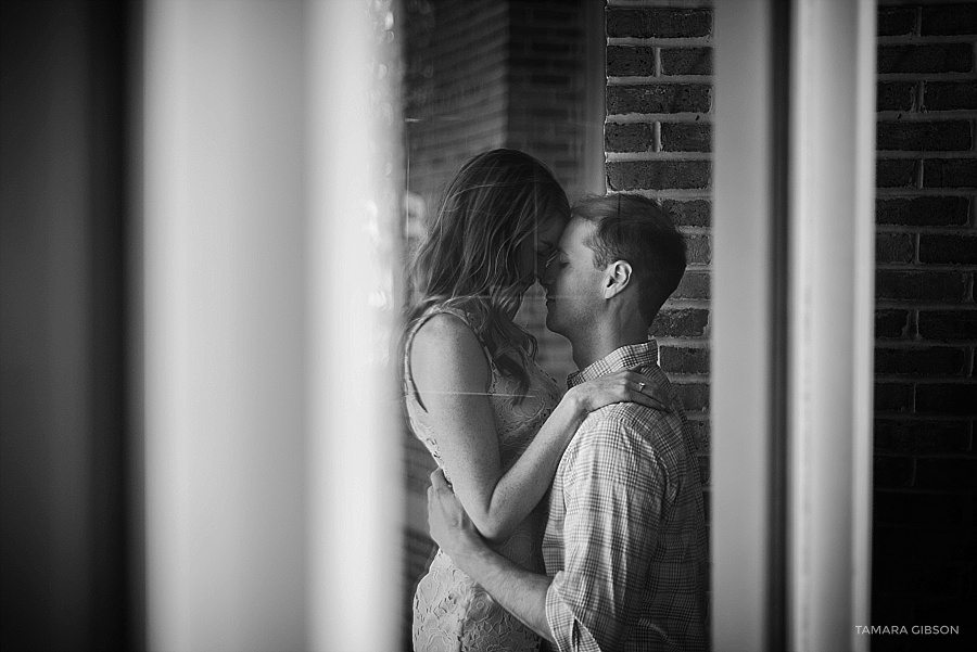 Cummer Museum Engagement Session in Jacksonville FL by Tamara Gibson Photography | www.tamara-gibson.com