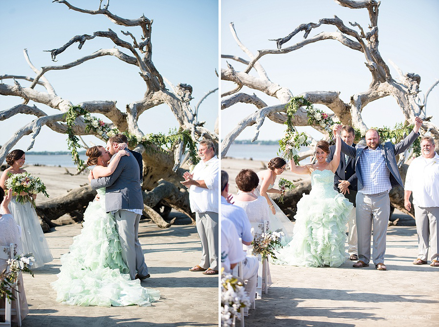 Intimate Wedding at Driftwood Beach by Tamara Gibson Photography | www.tamara-gibson.com