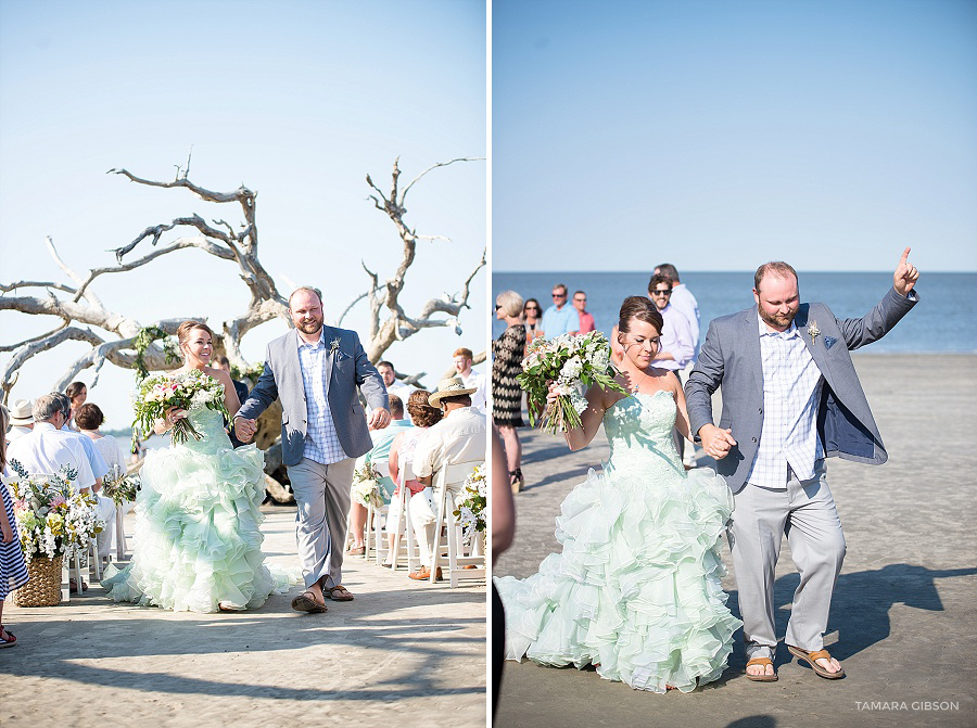 Intimate Wedding at Driftwood Beach by Tamara Gibson Photography | www.tamara-gibson.com