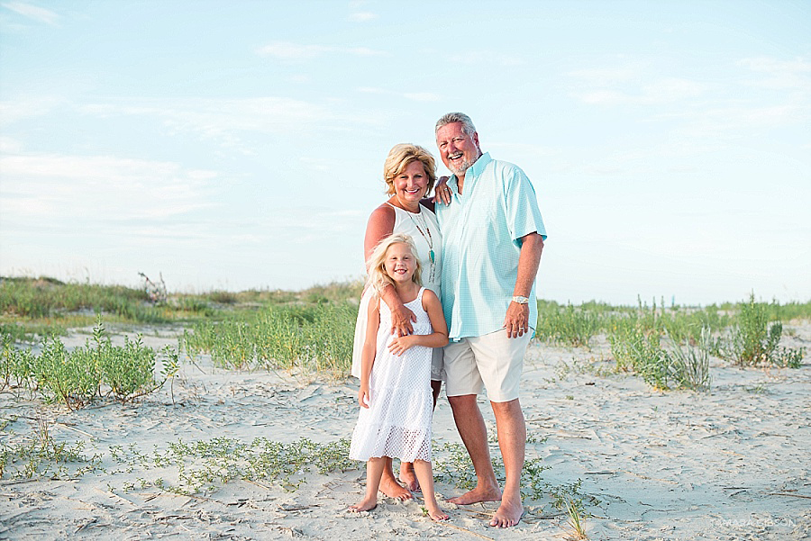 Coastal Family Photo Session in St Simons Island by Tamara Gibson | www.tamara-gibson.com