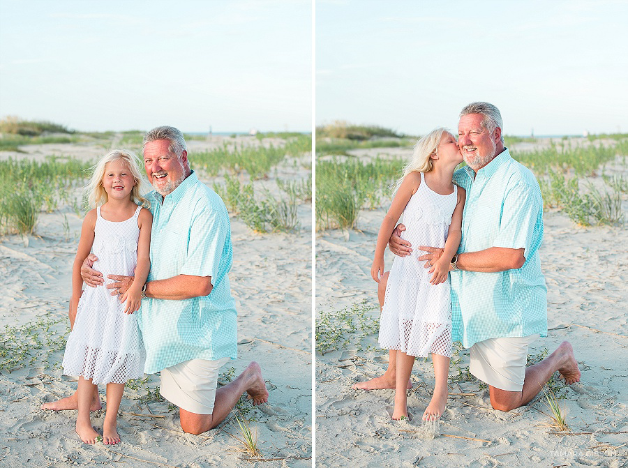 Coastal Family Photo Session in St Simons Island by Tamara Gibson | www.tamara-gibson.com