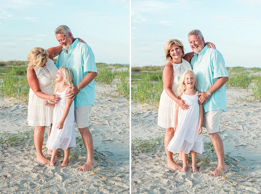 Coastal Family Photo Session in St Simons Island by Tamara Gibson | www.tamara-gibson.com