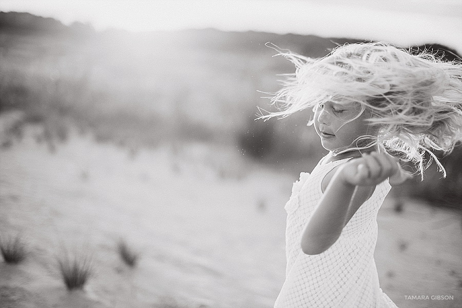 Coastal Family Photo Session in St Simons Island by Tamara Gibson | www.tamara-gibson.com