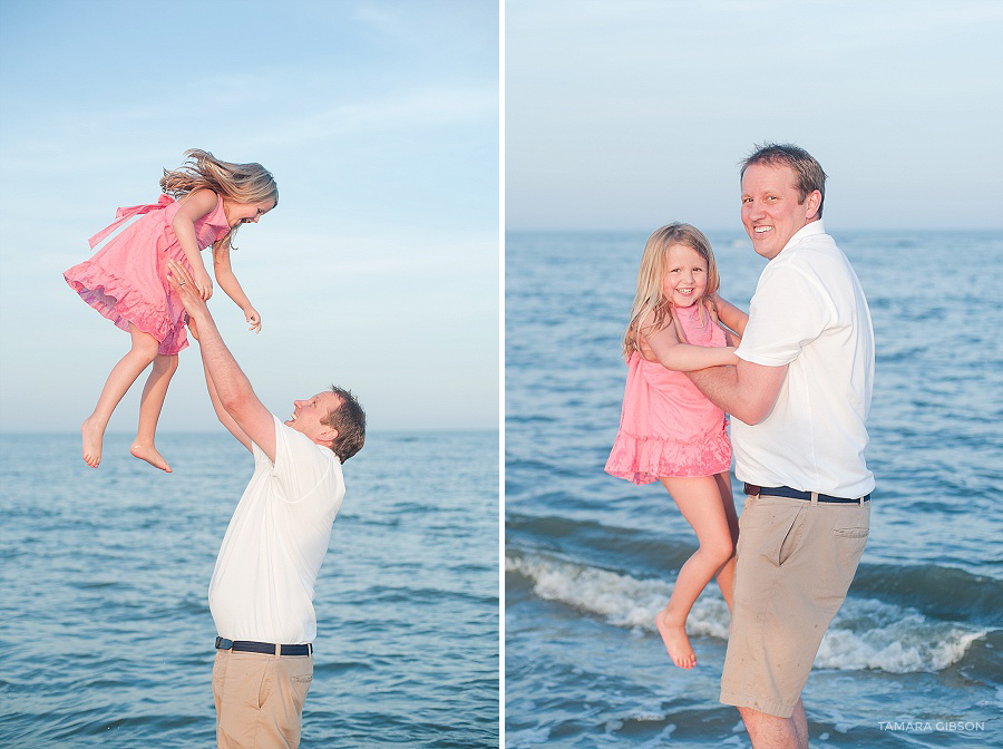 East Beach Family Portraits Session by Tamara GIibson | www.tamara-gibson.com