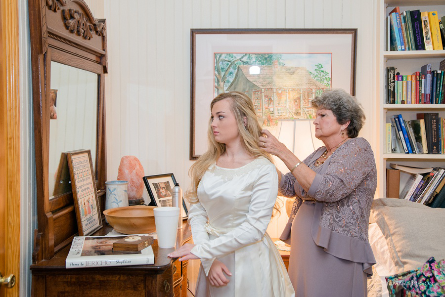 Quarter Oaks Farm Wedding in Sylvania Georgia by Tamara Gibson Photography. Sweet Southern Wedding. Twin Cities Wedding Photographer, Tamara Gibson. www.tamara-gibson.com