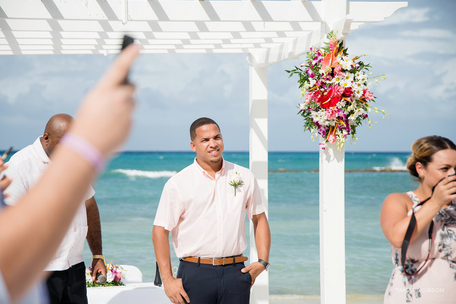 Jamaica Vow Renewal In Montego Bay at the Grand Palladium by Tamara Gibson Photography | www.tamara-gibson.com