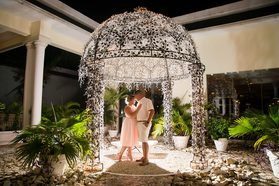 Jamaica Vow Renewal In Montego Bay at the Grand Palladium by Tamara Gibson Photography | www.tamara-gibson.com