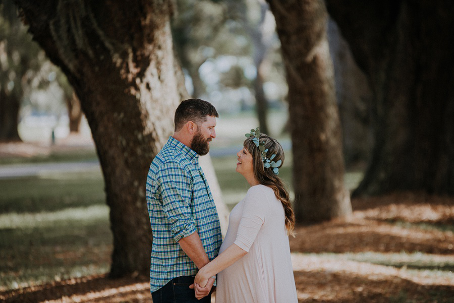 Avenue of the Oaks Maternity Session by Tamara Gibson Photography | www.tamara-gibson.com