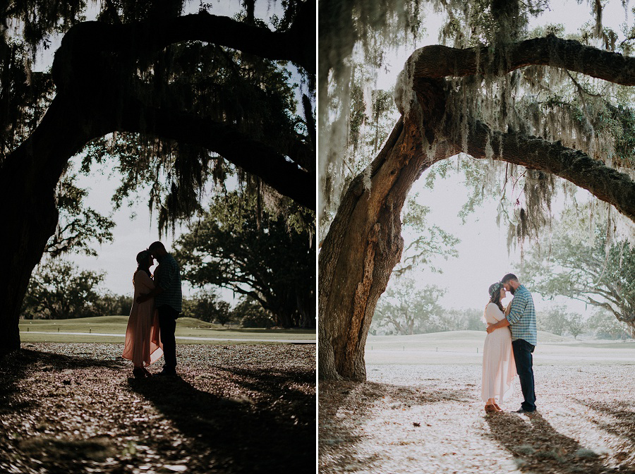 Avenue of the Oaks Maternity Session by Tamara Gibson Photography | www.tamara-gibson.com