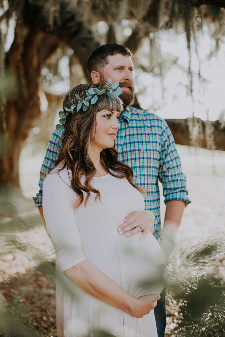 Avenue of the Oaks Maternity Session by Tamara Gibson Photography | www.tamara-gibson.com