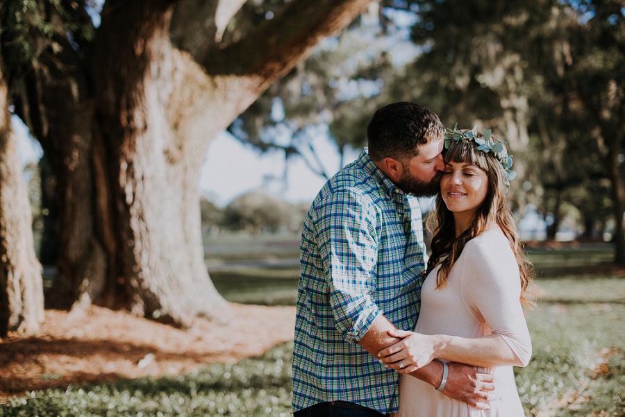 Avenue of the Oaks Maternity Session by Tamara Gibson Photography | www.tamara-gibson.com