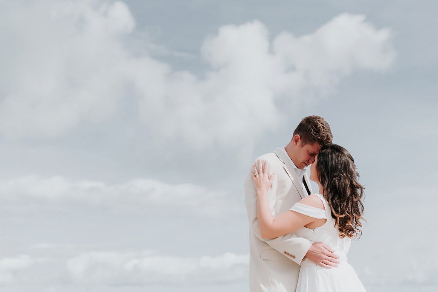 Normandy France Elopement_Omaha Beach Elopement by Tamara Gibsson Photography | www.tamara-gibson.com