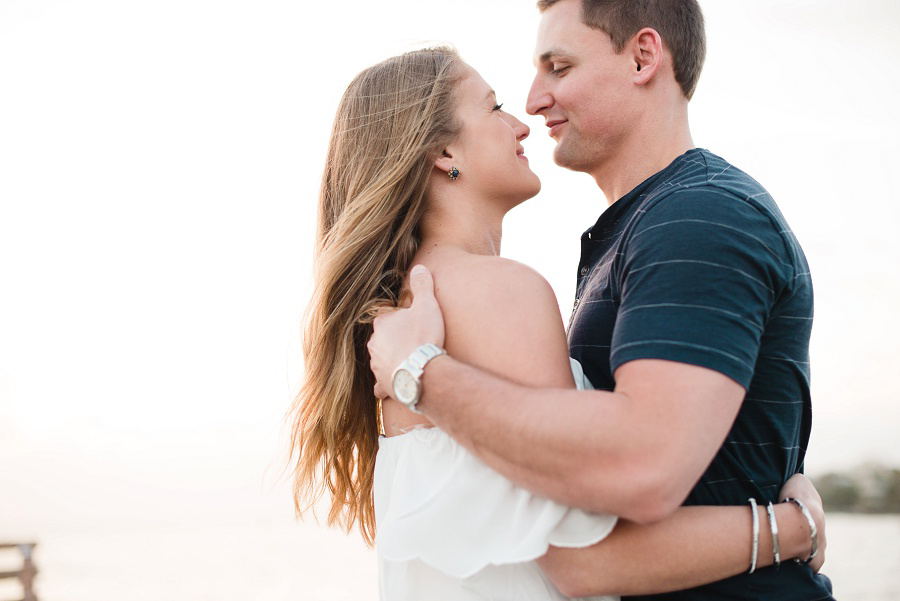 Saint Simons Island Pier Village Engagement Session_Engagement Session Photographer_Georgia Engagement Session_by Tamara Gibson Photography