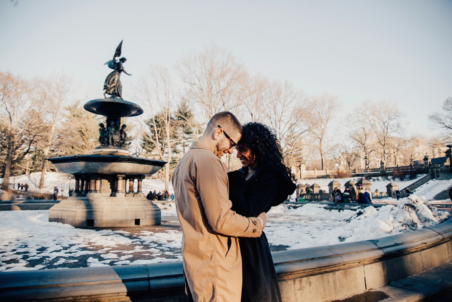 Snowy Central Park Engagement Session by Tamara GIbson www.tamara-gibson.com