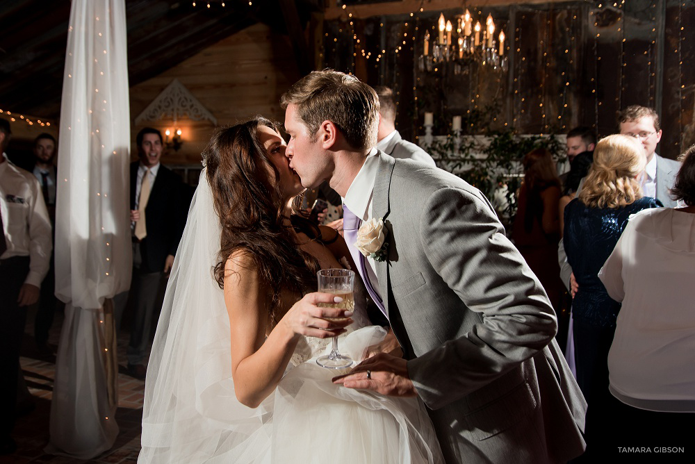 Classic Buie Barn Wedding